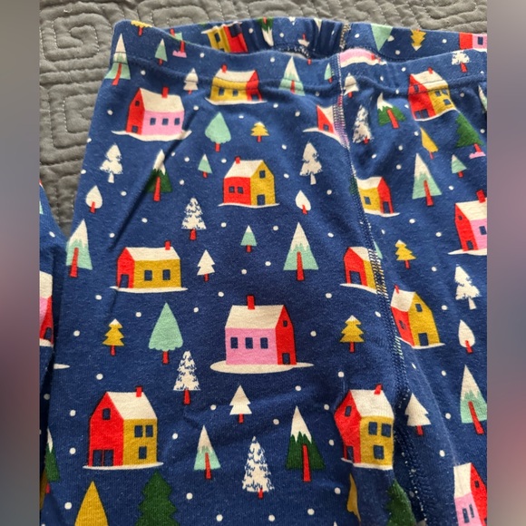 Hanna Andersson Christmas Blue Pajama Set with Colorful Houses - Picture 2 of 4
